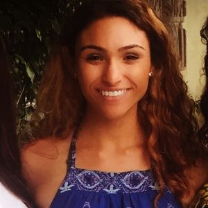 Meet your Posher, Gabriella